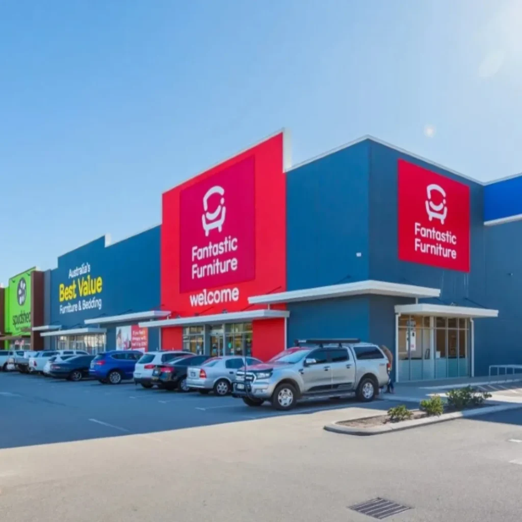 Shopping centre canopy repaint, Midland