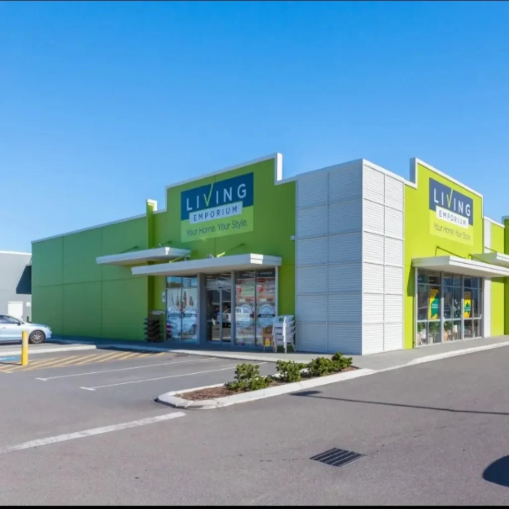 Shopping centre canopy repaint, Midland